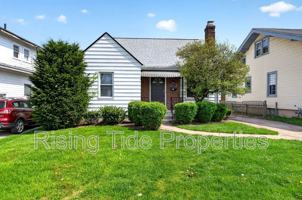 featured image of 1512 Emmons Ave