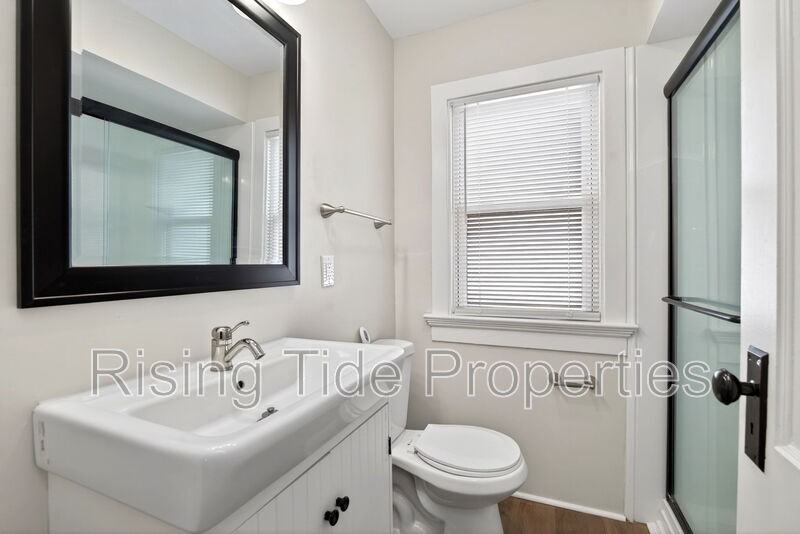 1512 Emmons Ave - Photo 7 of 17