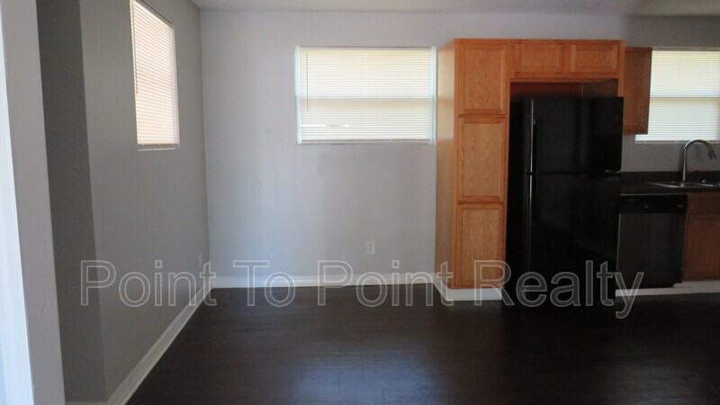 1647 Dibble Cir E - Photo 3 of 15