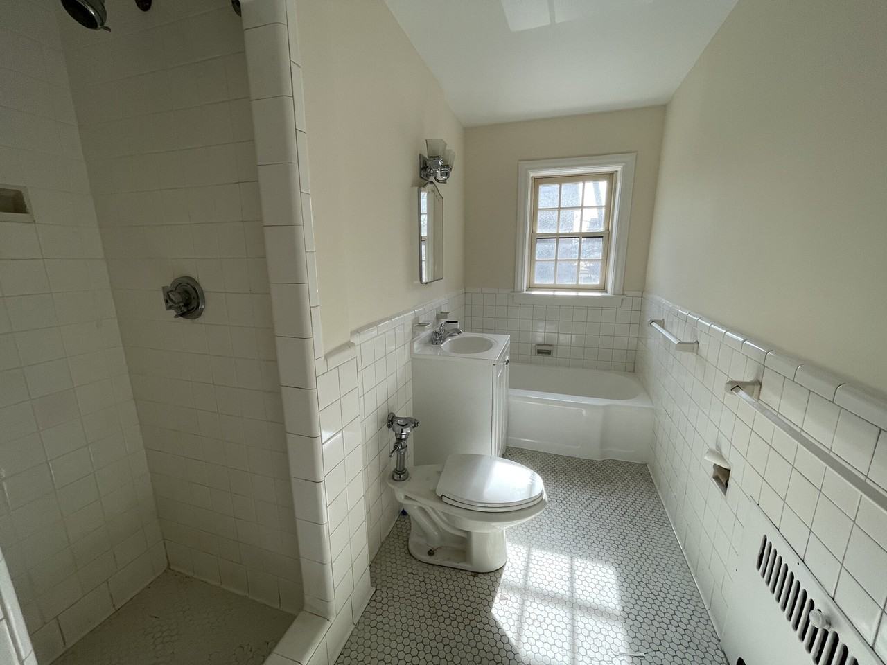 312 Washington St #3-2 - Photo 7 of 11