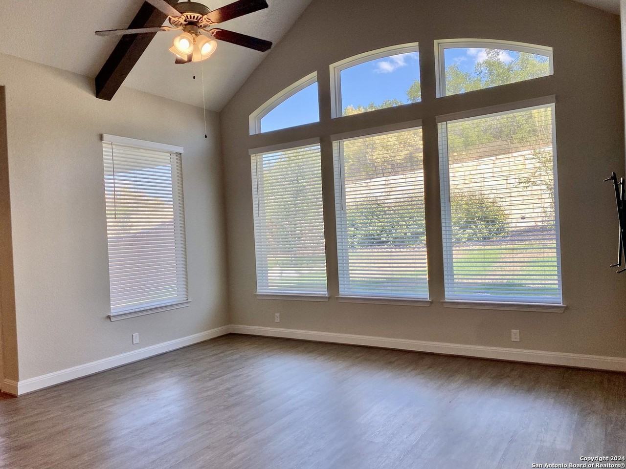 24914 Resort Pkwy - Photo 6 of 39