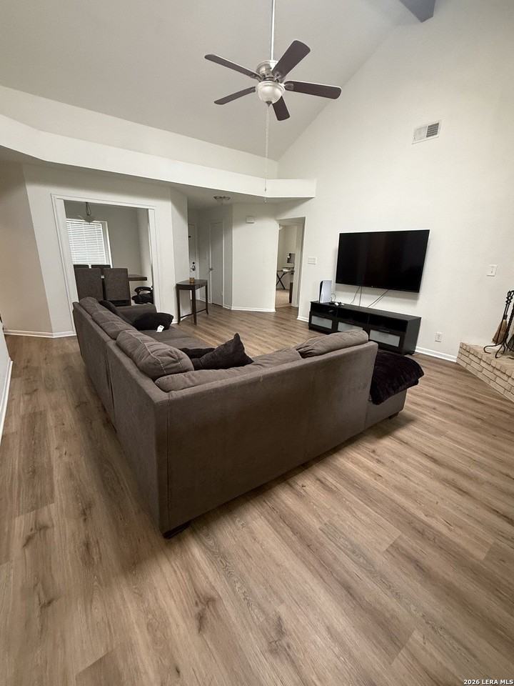 7708 Brunning Ct - Photo 6 of 23