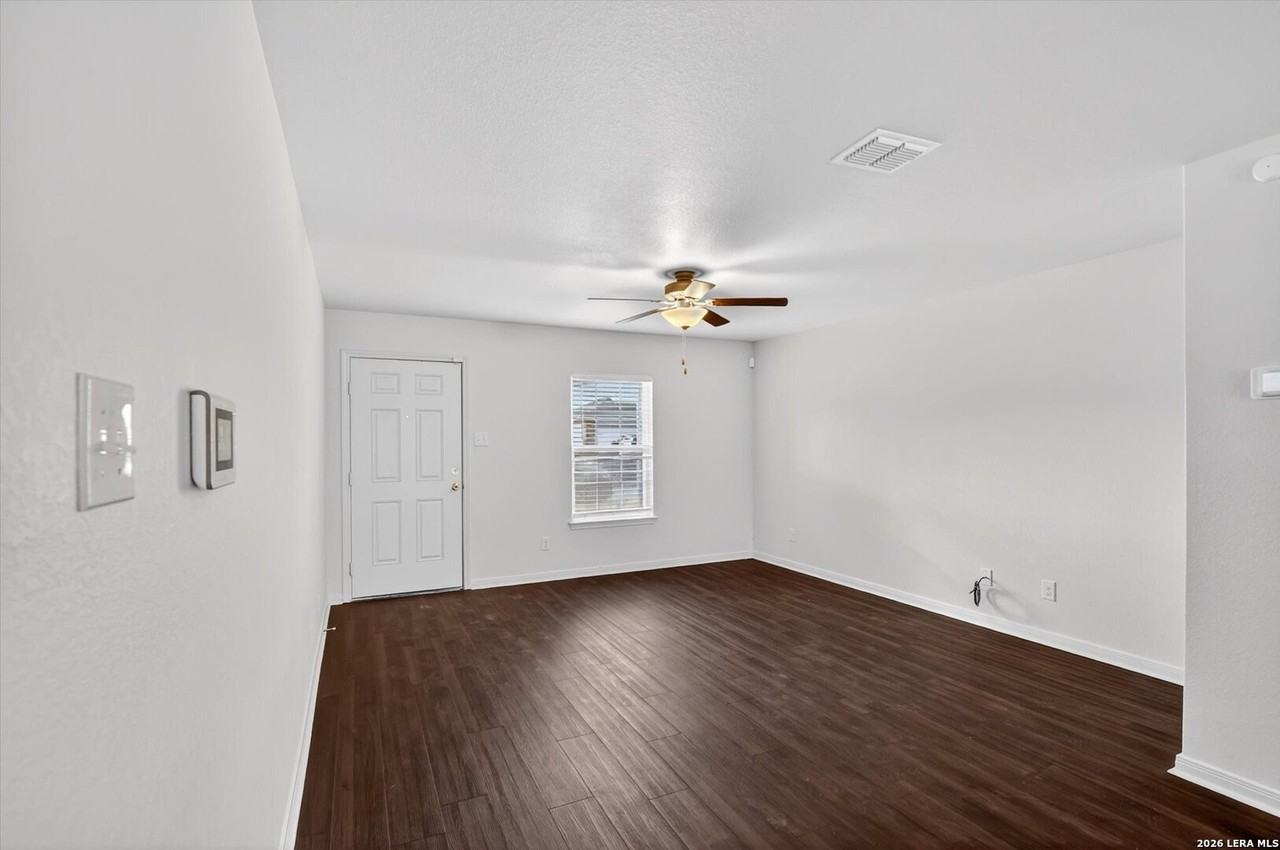 3819 Leighton Hbr - Photo 5 of 22