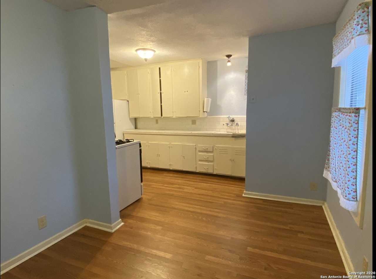 1130 Sims Ave - Photo 7 of 11