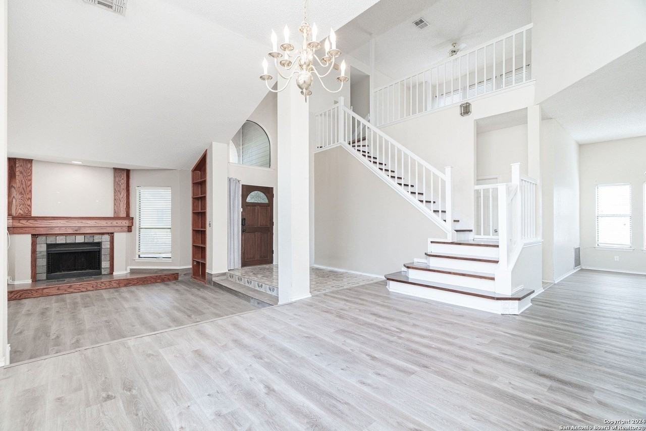 9808 Delta Ridge Dr - Photo 3 of 50