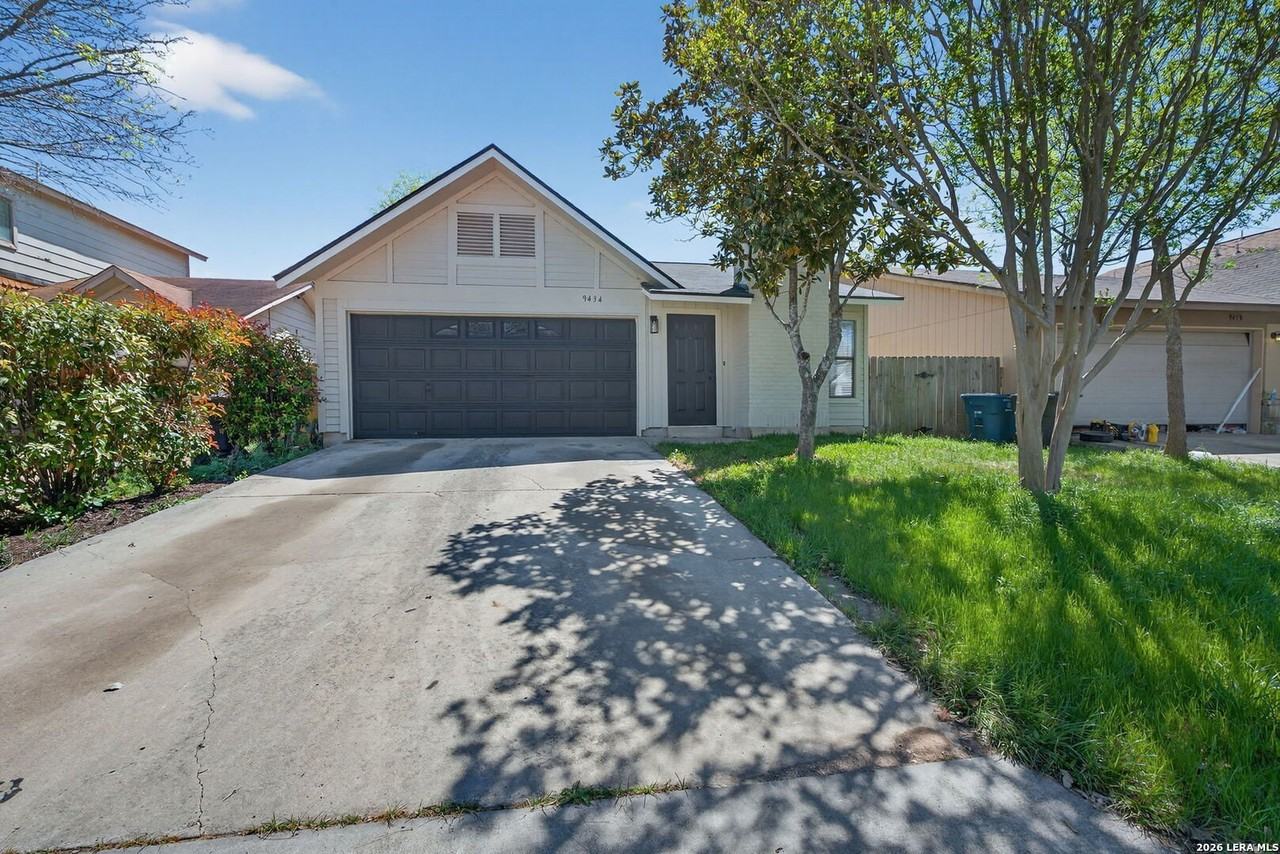 9434 Valley Rock - Photo 2 of 27