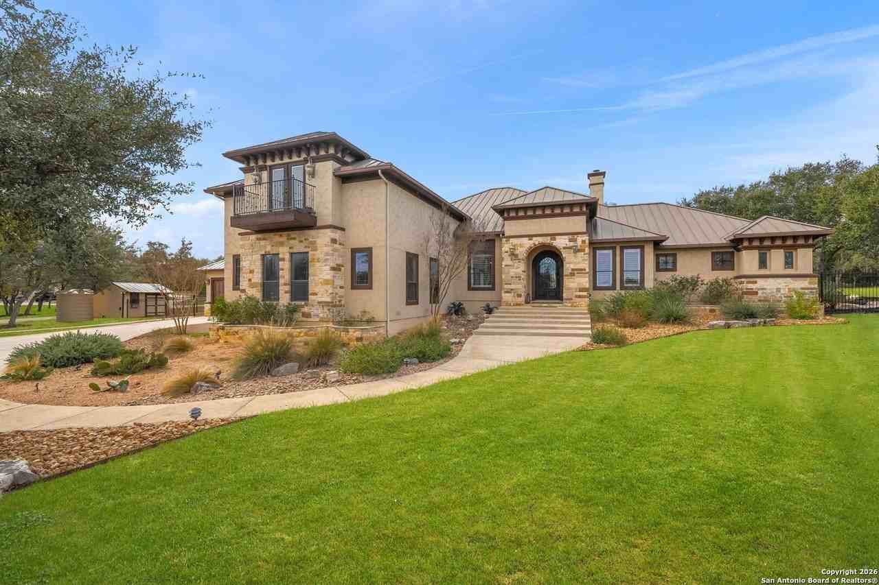 31185 Windmill Ln - Photo 3 of 35