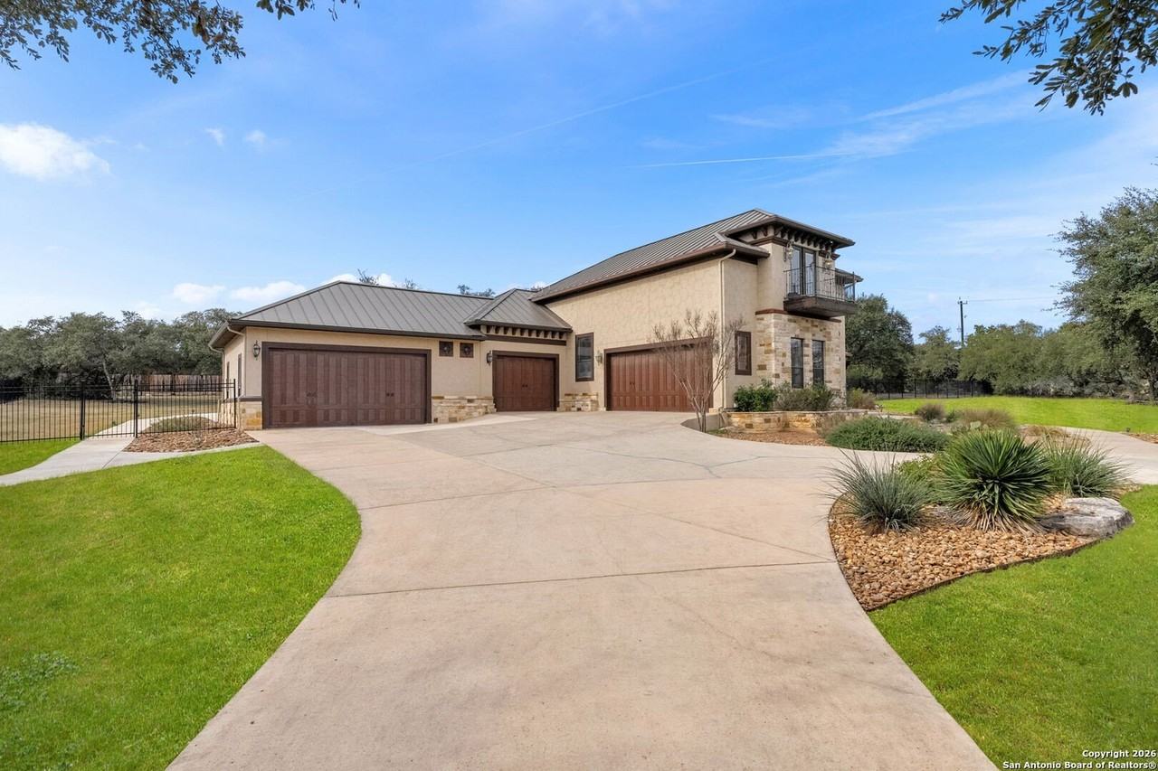 31185 Windmill Ln - Photo 5 of 35