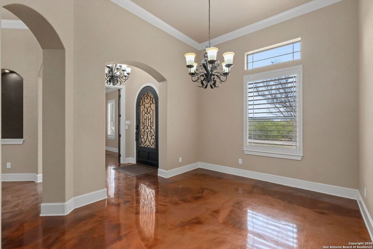 31185 Windmill Ln - Photo 7 of 35