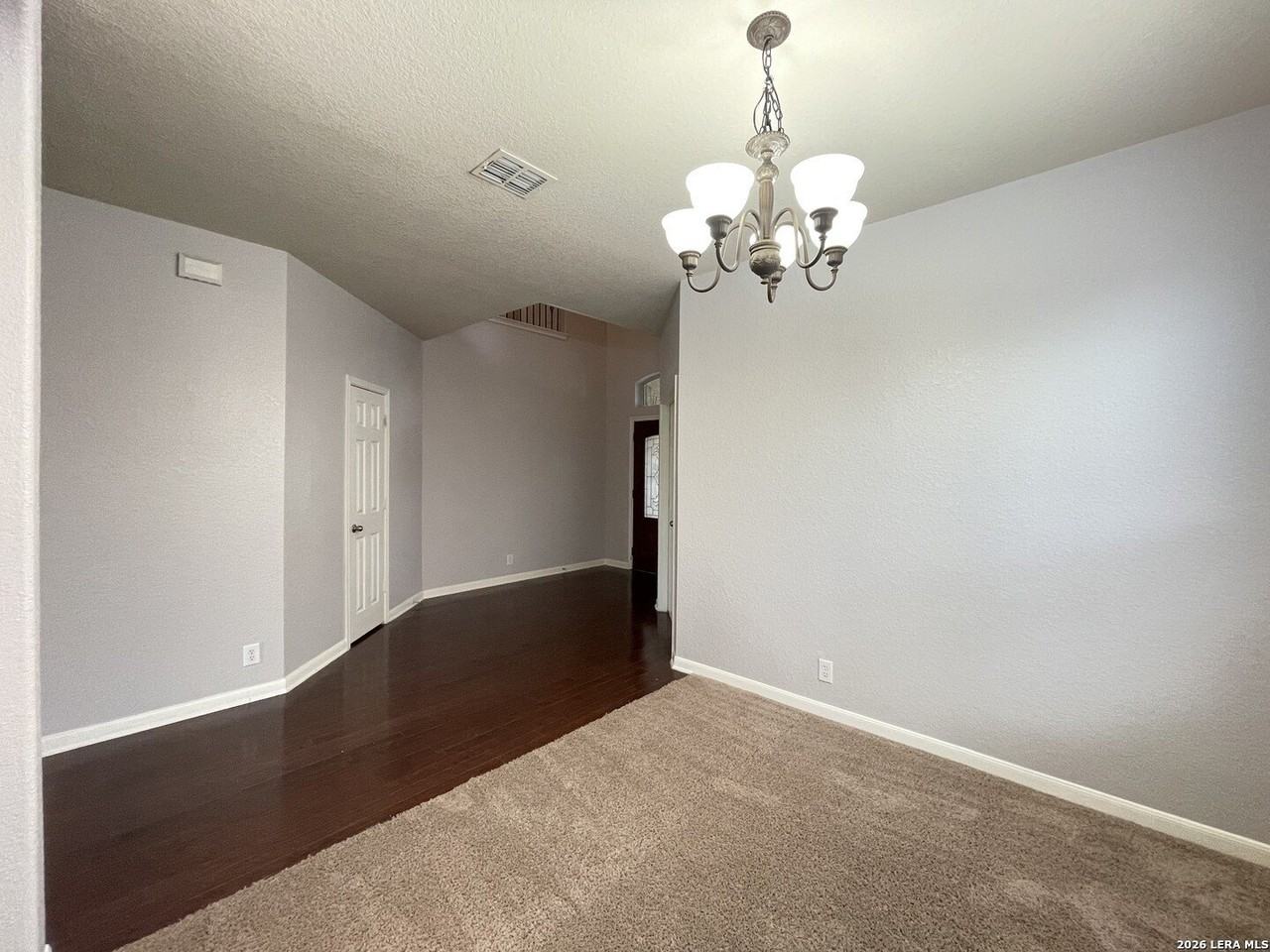 6202 Diego Ln - Photo 4 of 46