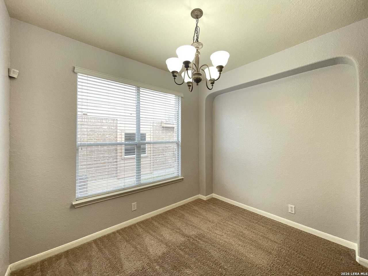 6202 Diego Ln - Photo 5 of 46