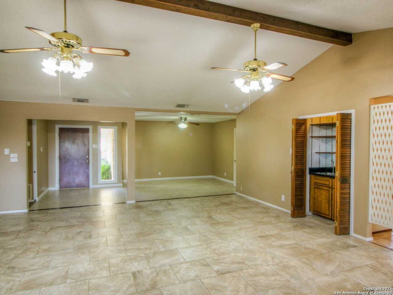 14119 Moss Farm St - Photo 6 of 27