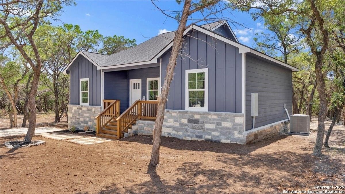 248 Brushy Creek Trl - Photo 6 of 34