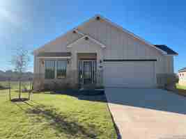 featured image of 152 W Magnolia Cir