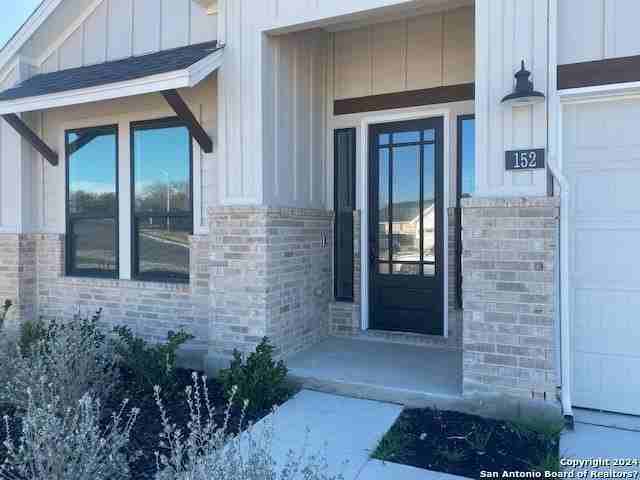 152 W Magnolia Cir - Photo 2 of 32