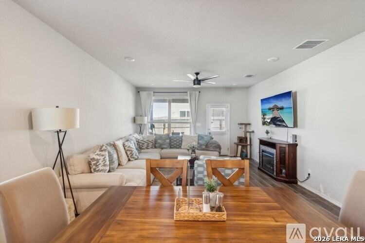 2409 Ayers Dr - Photo 5 of 20