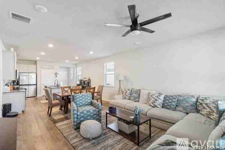 2409 Ayers Dr - Photo 7 of 20