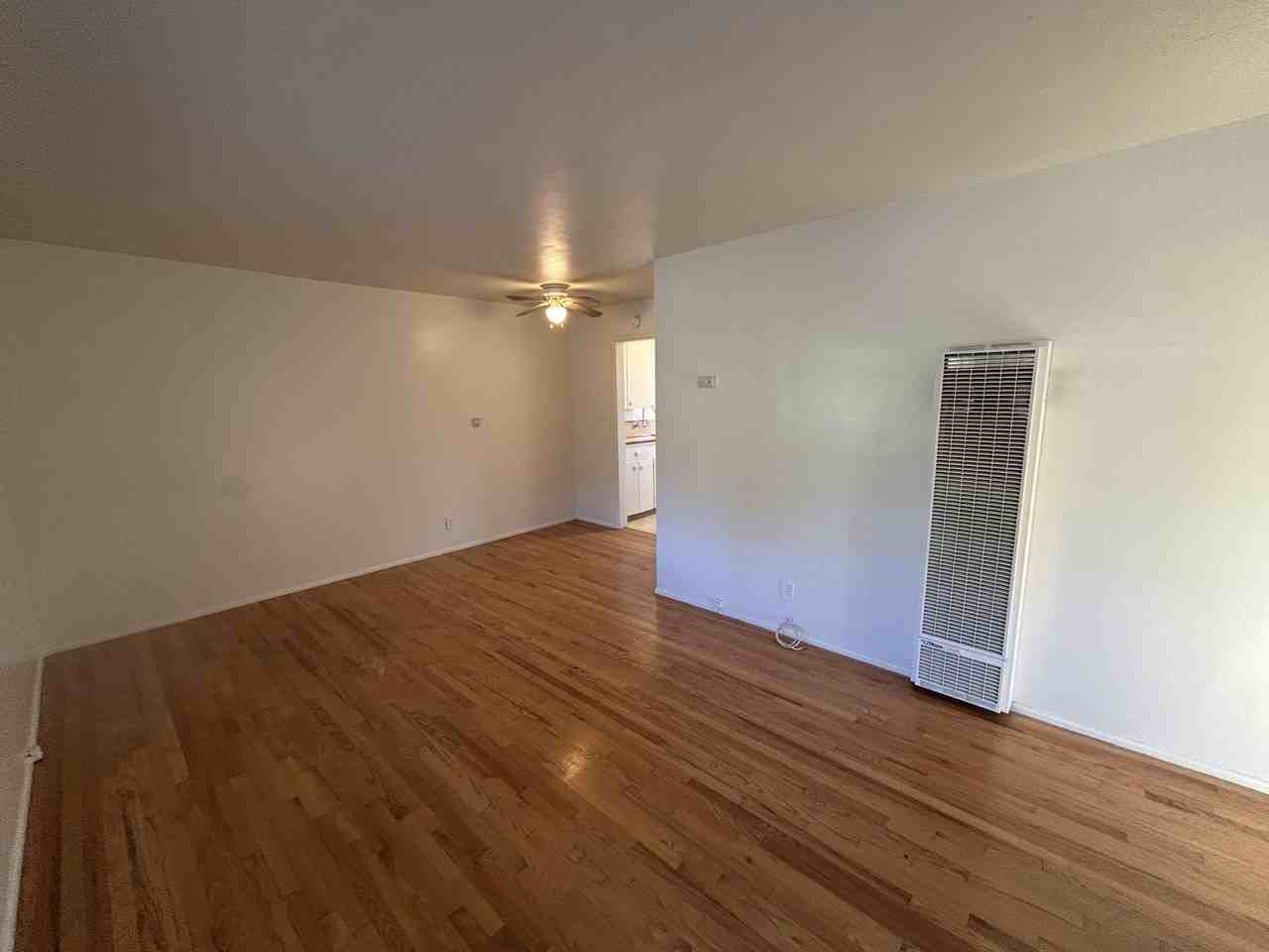 530 E Anapamu St #B - Photo 4 of 9