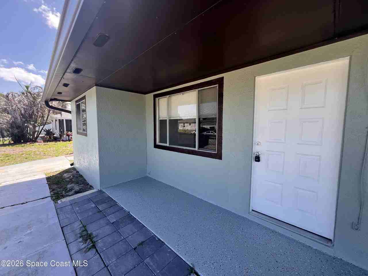 460 Bargello Ave Se - Photo 2 of 21