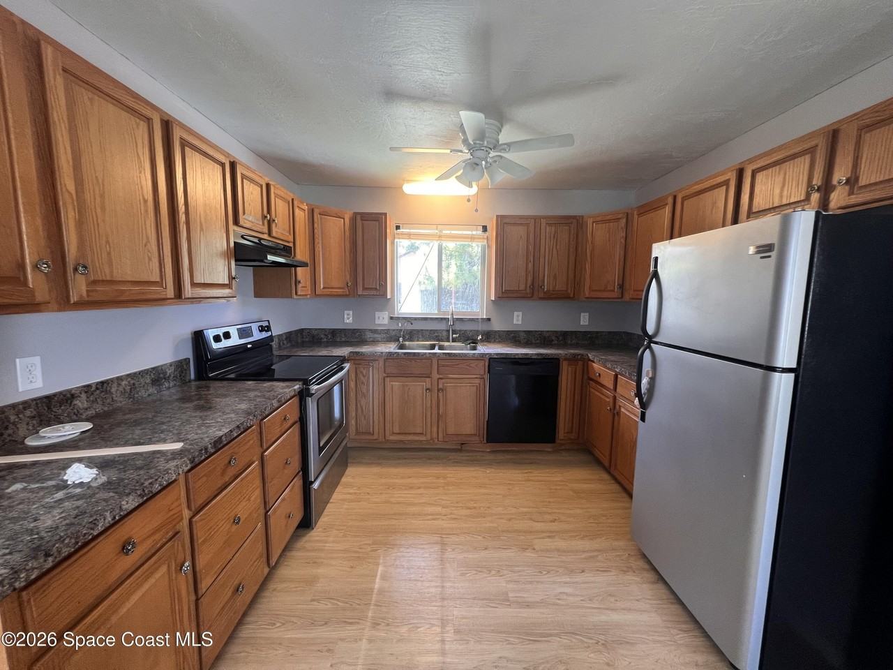 460 Bargello Ave Se - Photo 7 of 21