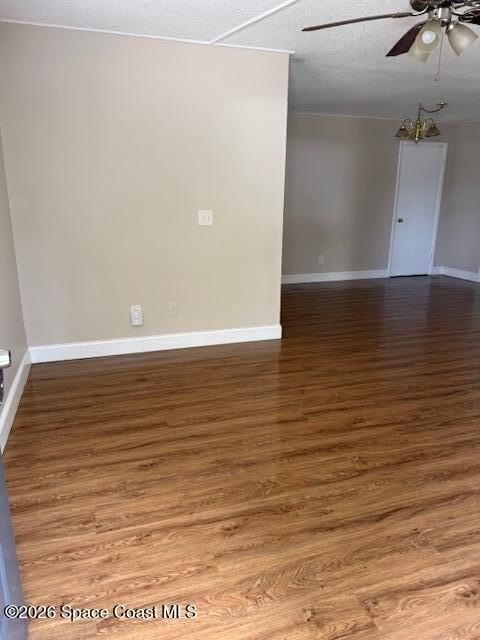 230 N Robbins Ave - Photo 3 of 13