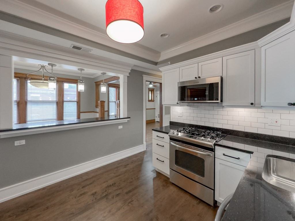 1940 W Berenice Ave #2 - Photo 4 of 21