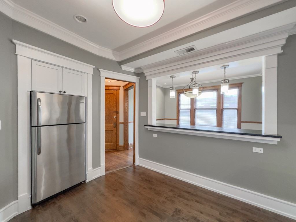 1940 W Berenice Ave #2 - Photo 5 of 21