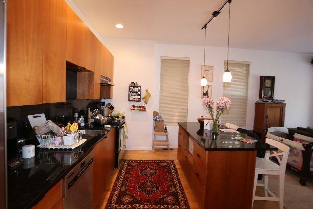 1407 N Wicker Park Ave #2 - Photo 2 of 20