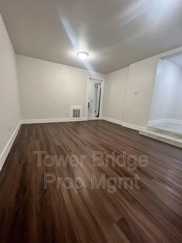 716 14th St #A - Photo 5 of 11