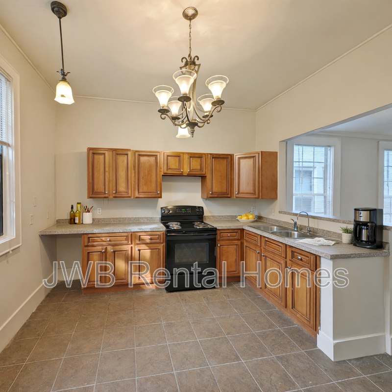 424 Walnut Ct - Photo 3 of 13