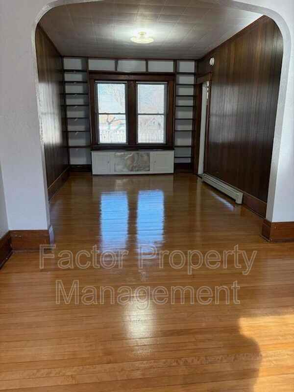 122 Parsons St - Photo 6 of 17