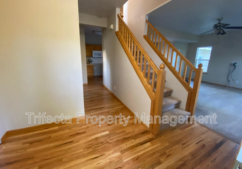 1333 Fairfield Ave - Photo 2 of 10