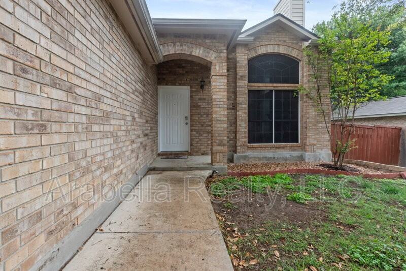 2832 Berry Trce - Photo 3 of 32