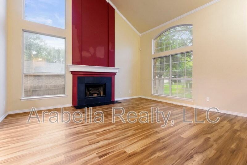 2832 Berry Trce - Photo 4 of 32