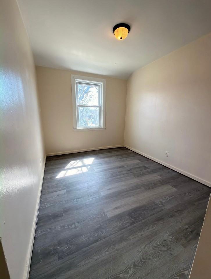 Carew St #1454 - Photo 6 of 11