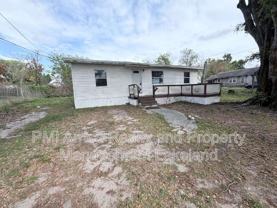 815 N Davis Ave - Photo 1 of 1