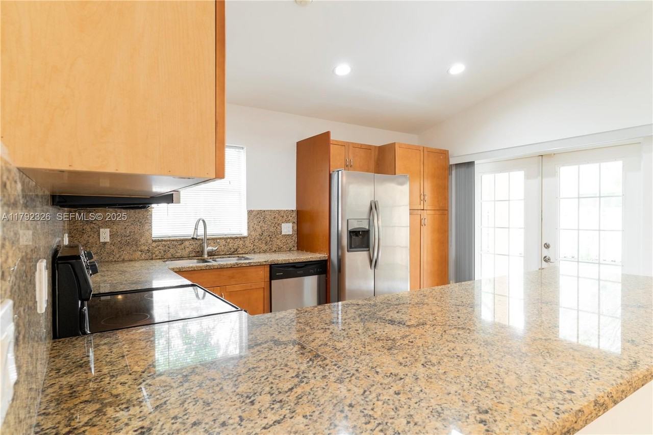 719 Stanton Drive #719 - Photo 3 of 39