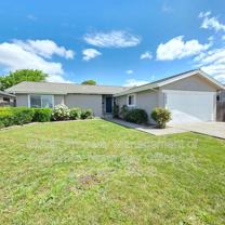 1025 Palmetto Way - Photo 1 of 1