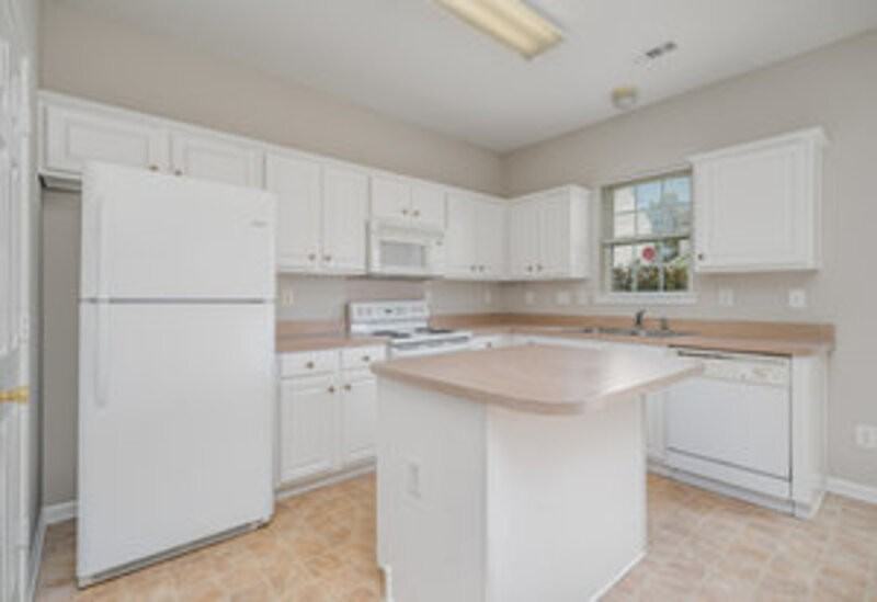 1231 Joannas Ct - Photo 4 of 28