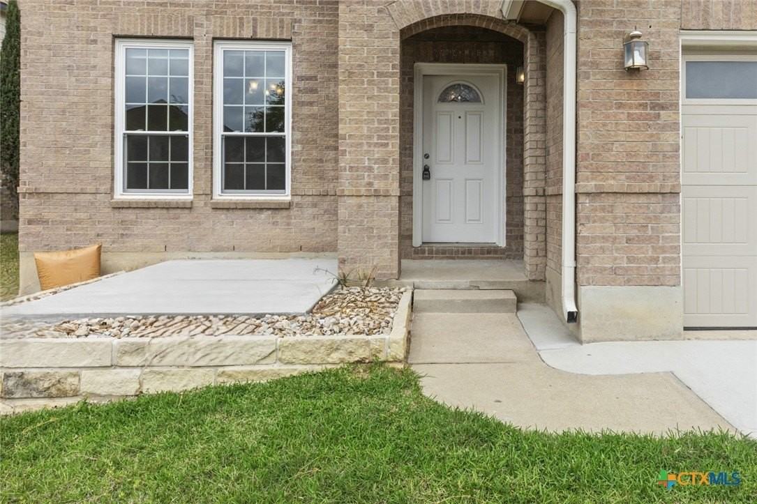 5621 Bedrock Dr - Photo 4 of 31