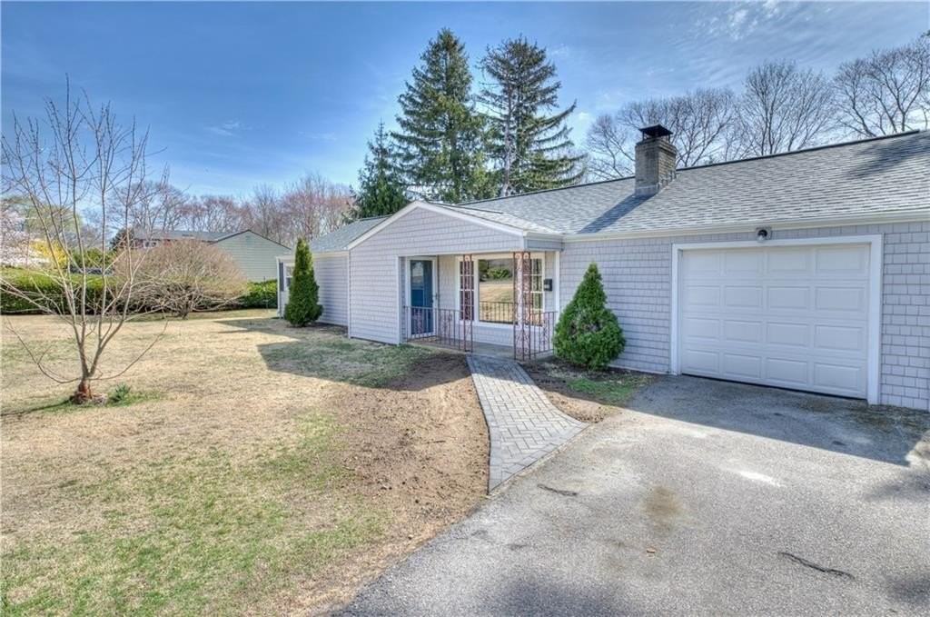 140 Phillips Rd - Photo 3 of 21