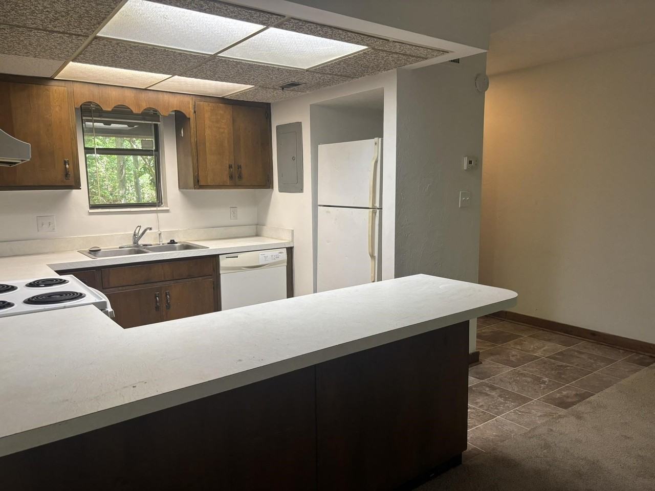 307 Vantage Point Ln #32 - Photo 6 of 19