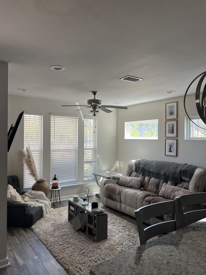 2840 Blue Blossom Trl - Photo 5 of 23