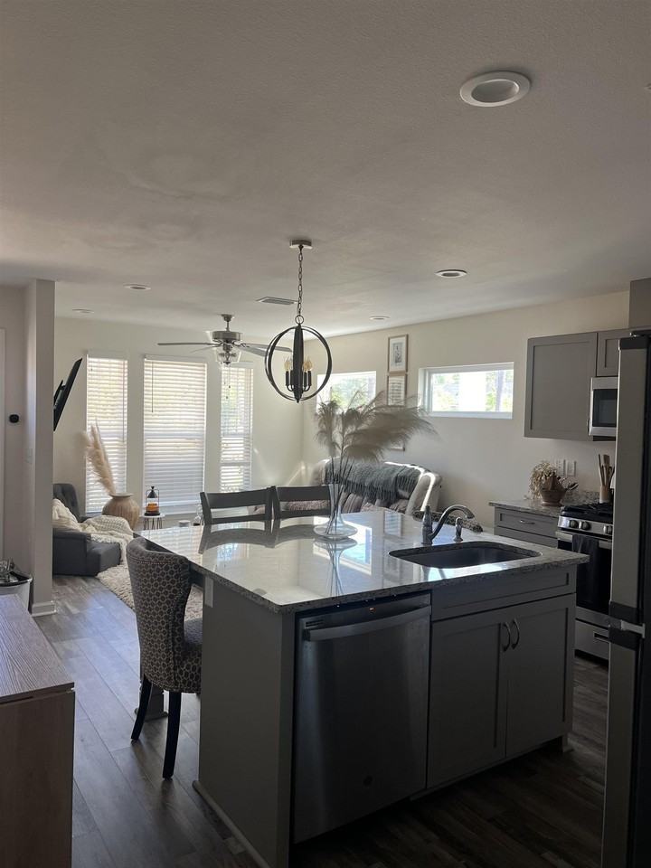 2840 Blue Blossom Trl - Photo 6 of 23