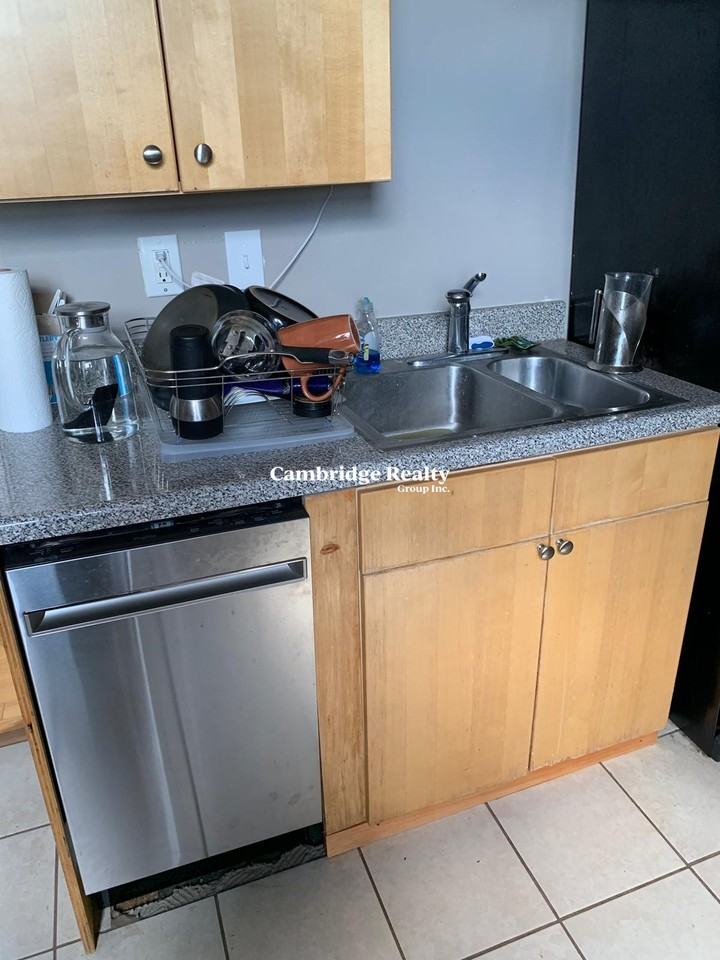 358 Broadway #5T - Photo 2 of 13