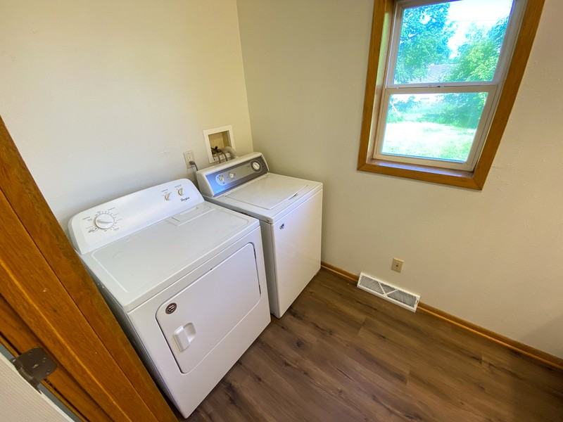 1020 2nd Ave N - Photo 7 of 20