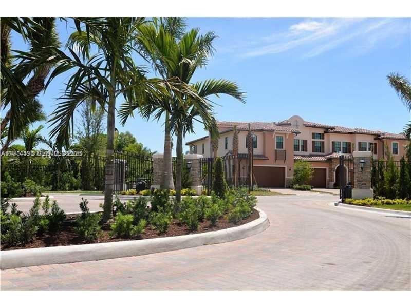 141 Southwest 127th Terrace #141 - Photo 3 of 22