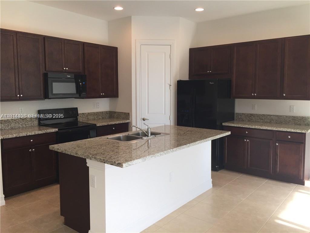 141 Southwest 127th Terrace #141 - Photo 6 of 22