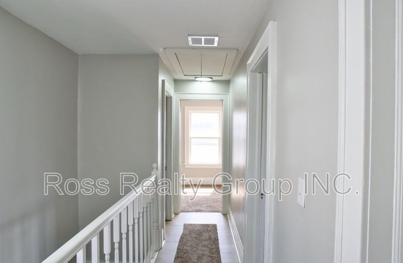 635 Milton St - Photo 6 of 9