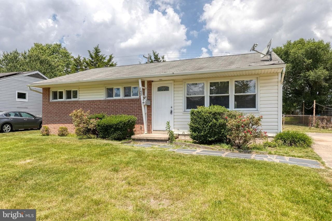 142 Alview Ter - Photo 2 of 15